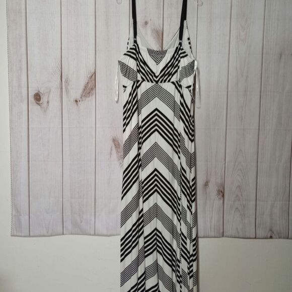 City Chic Dress Ladies XXL Spaghetti Strap Maxi - Picture 2 of 7